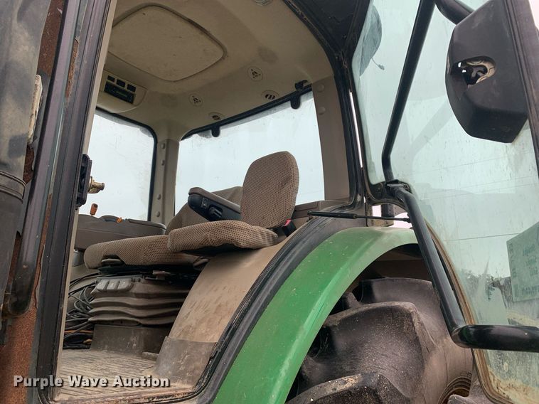 image for item DP8733 2013 John Deere 7215R MFWD tractor