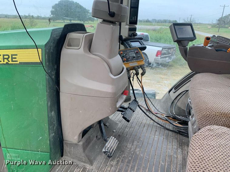 image for item DP8733 2013 John Deere 7215R MFWD tractor