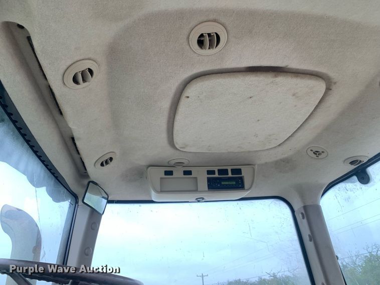 image for item DP8733 2013 John Deere 7215R MFWD tractor