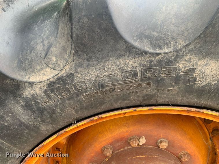 image for item DP8733 2013 John Deere 7215R MFWD tractor