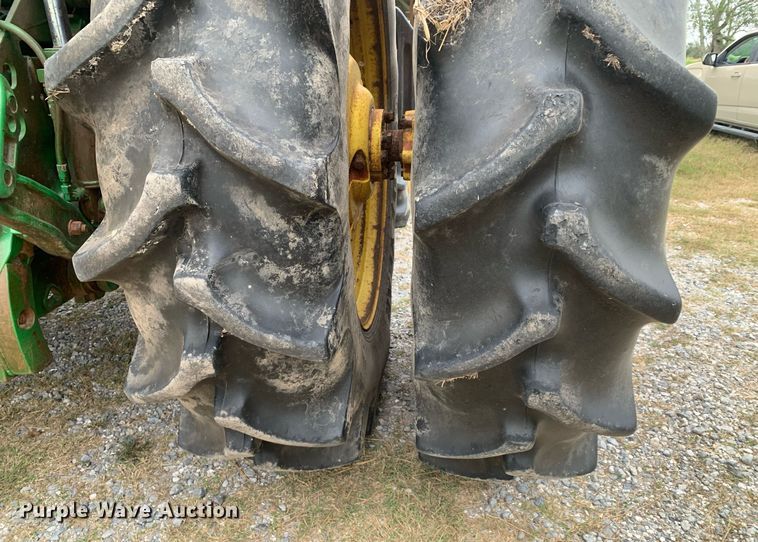 image for item DP8733 2013 John Deere 7215R MFWD tractor