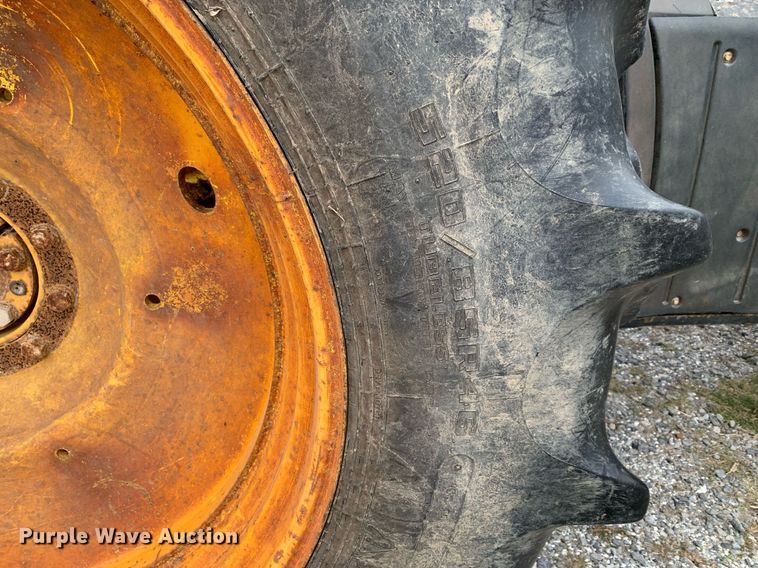 image for item DP8733 2013 John Deere 7215R MFWD tractor