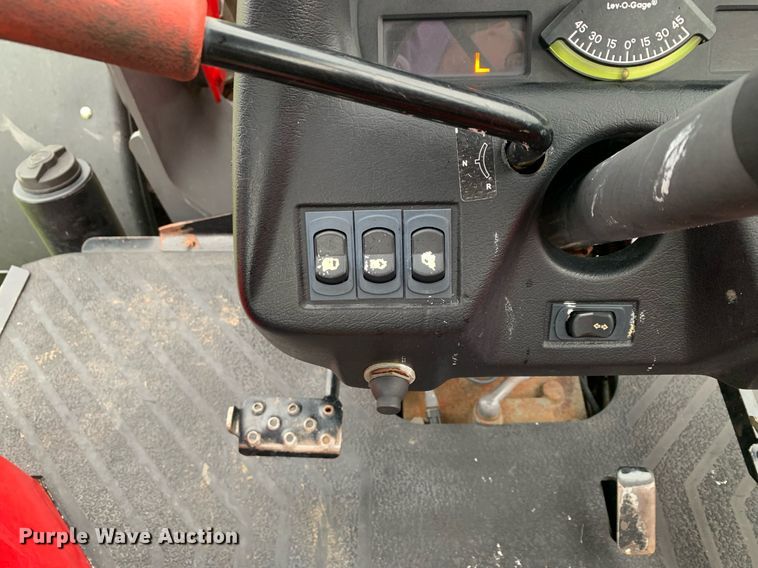 image for item DP8745 2011 Massey Ferguson 2680 HD  MFWD tractor