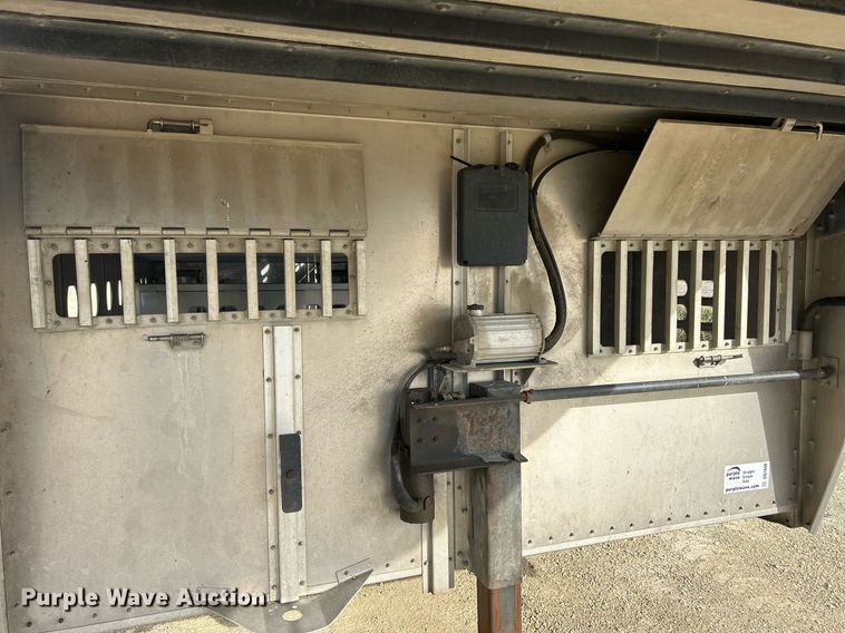 image for item DQ1040 2018 Wilson PSGN-9932P  livestock trailer