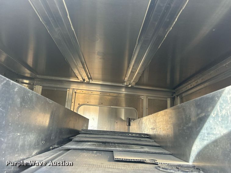 image for item DQ1040 2018 Wilson PSGN-9932P  livestock trailer