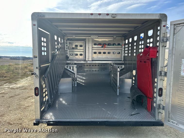 image for item DQ1040 2018 Wilson PSGN-9932P  livestock trailer