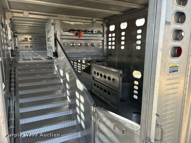 image for item DQ1040 2018 Wilson PSGN-9932P  livestock trailer