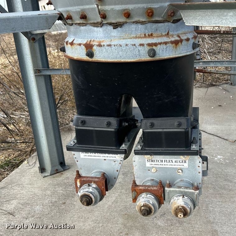 image for item DQ1042 (4) galvanized feed bins