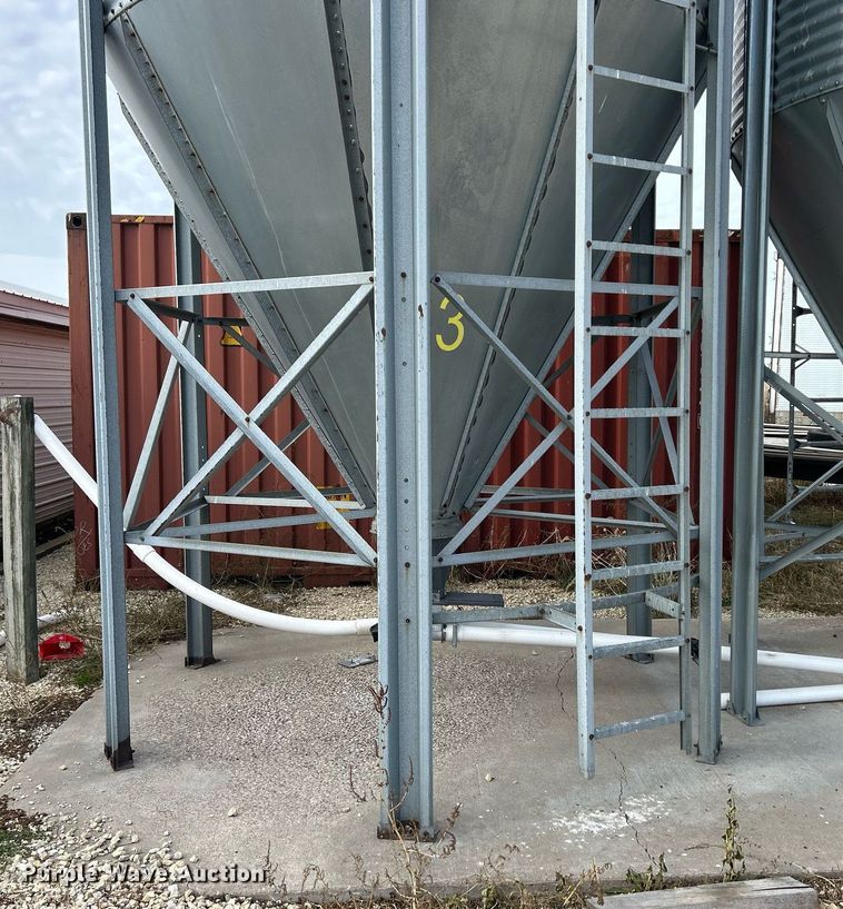 image for item DQ1042 (4) galvanized feed bins