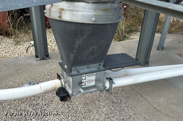 image for item DQ1042 (4) galvanized feed bins