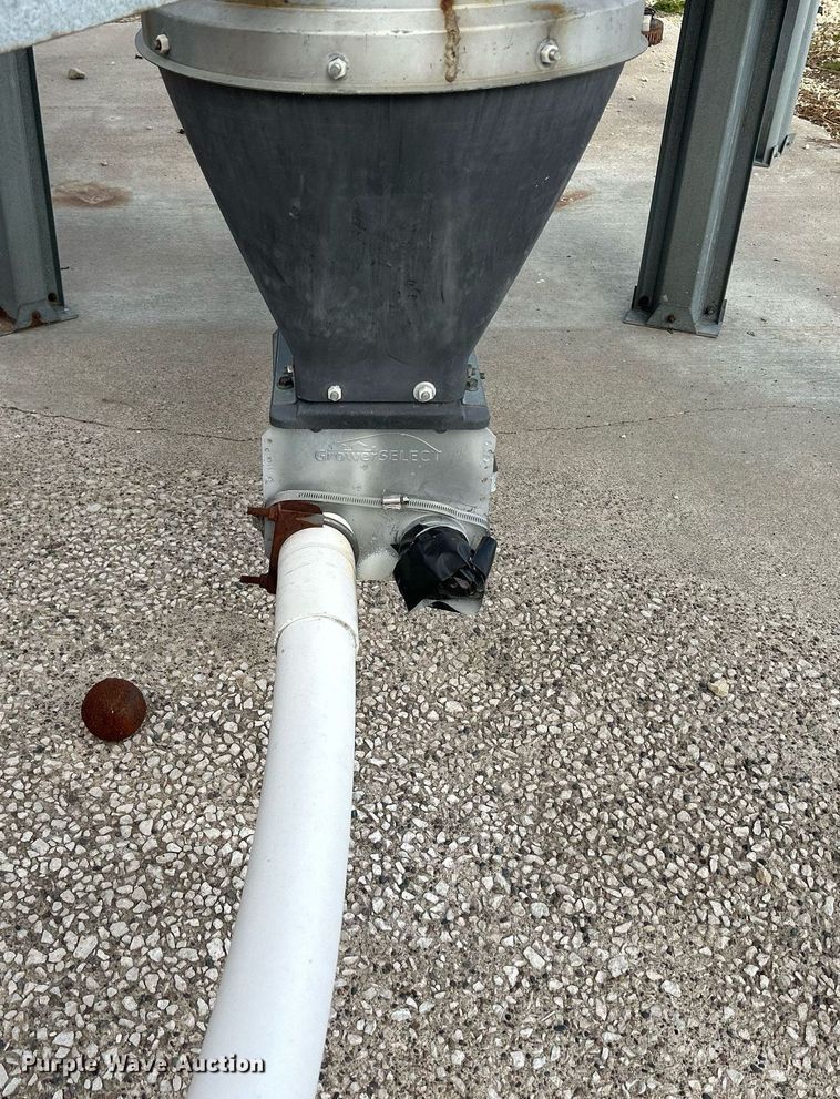 image for item DQ1042 (4) galvanized feed bins