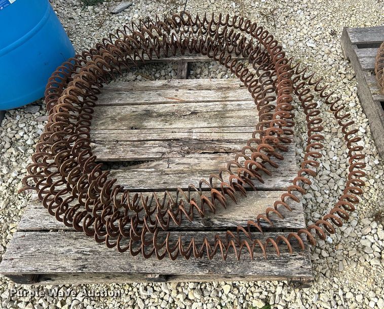 image for item DQ1042 (4) galvanized feed bins