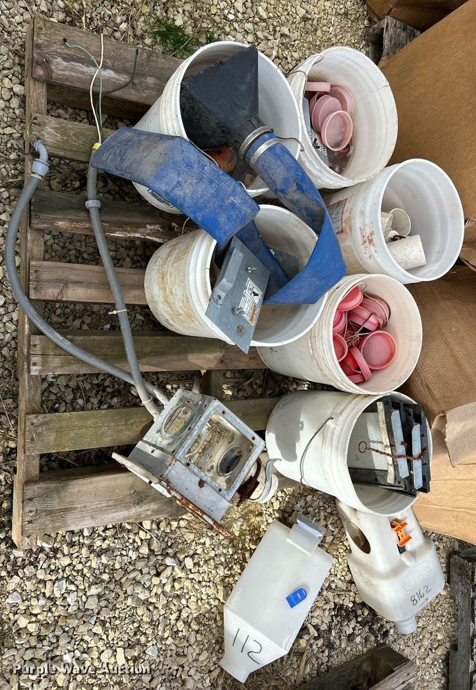 image for item DQ1042 (4) galvanized feed bins