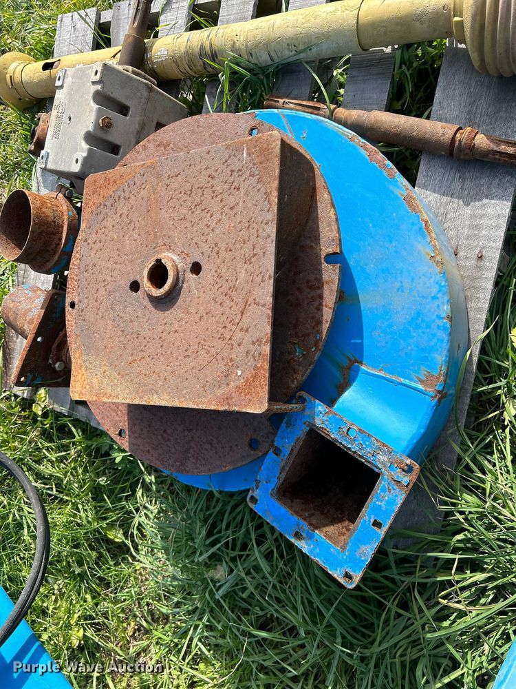 image for item DQ1043 Patz 6000  vertical pit pump