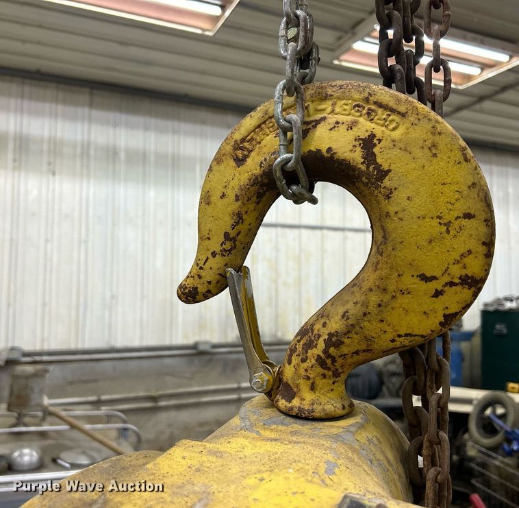 image for item DQ1044 Dresser Budget  chain hoist