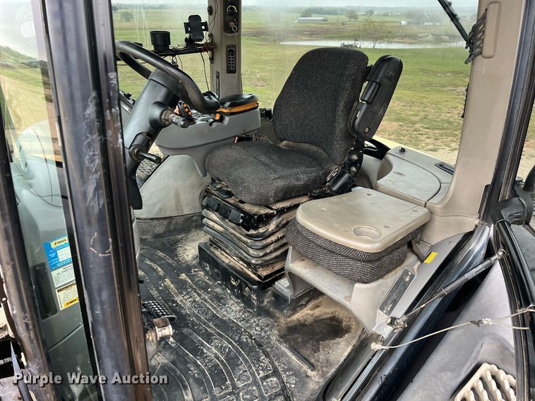 image for item DQ2257 2008 Caterpillar Challenger MT855B  crawler tractor