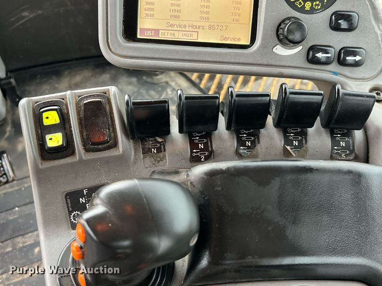 image for item DQ2257 2008 Caterpillar Challenger MT855B  crawler tractor