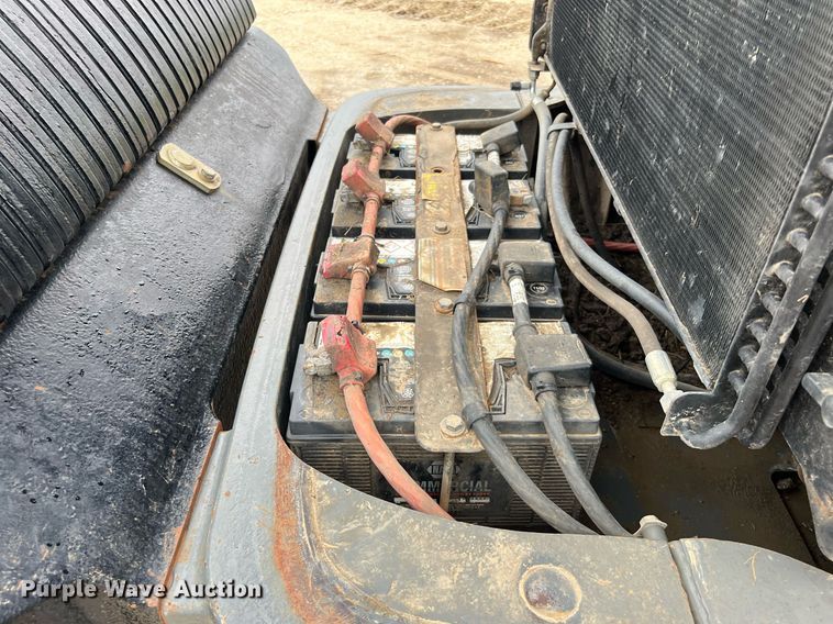 image for item DQ2257 2008 Caterpillar Challenger MT855B  crawler tractor