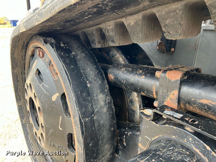 image for item DQ2257 2008 Caterpillar Challenger MT855B  crawler tractor