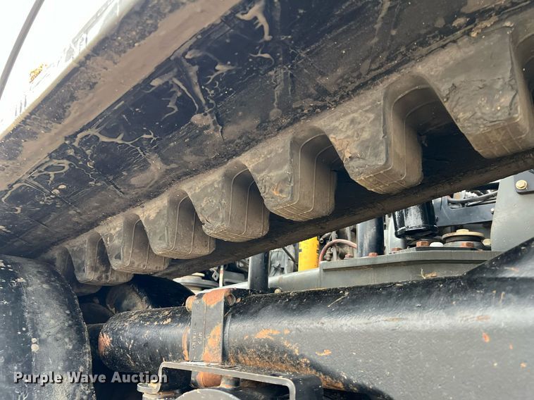 image for item DQ2257 2008 Caterpillar Challenger MT855B  crawler tractor