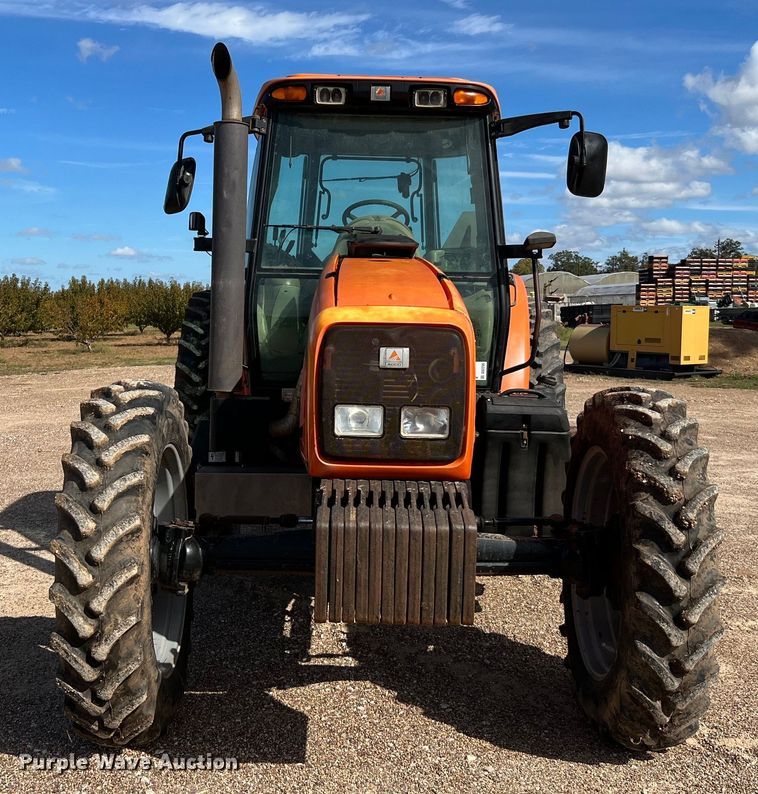 image for item DQ2295 2005 AGCO RT120A  MFWD tractor