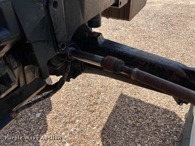 image for item DQ2295 2005 AGCO RT120A  MFWD tractor