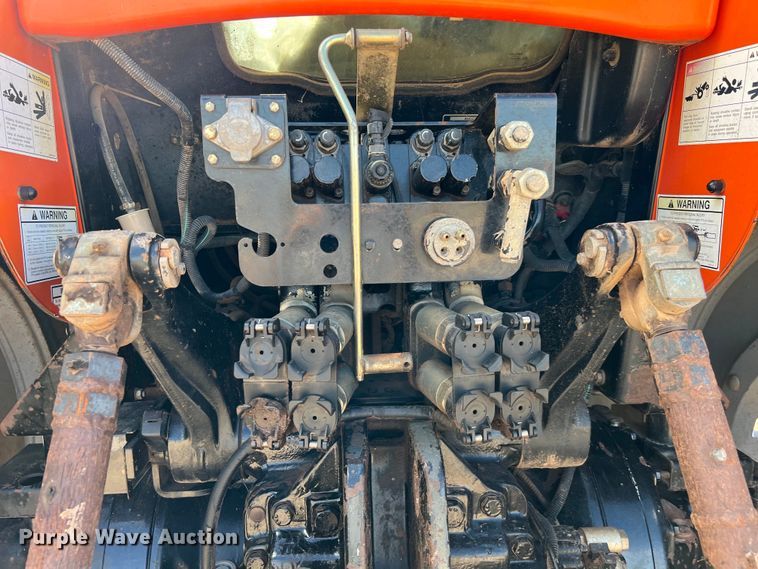 image for item DQ2295 2005 AGCO RT120A  MFWD tractor