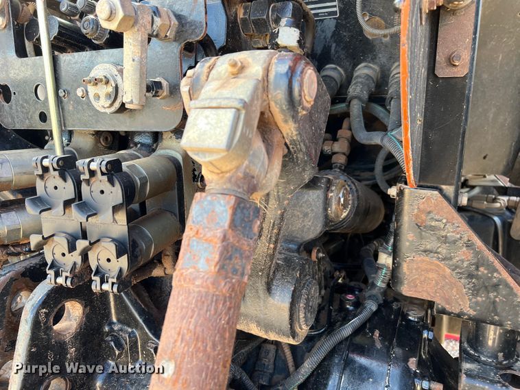 image for item DQ2295 2005 AGCO RT120A  MFWD tractor