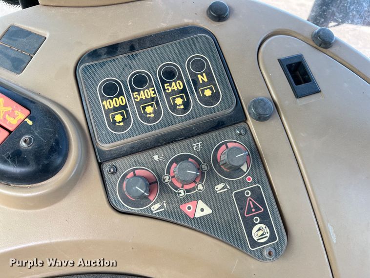 image for item DQ2295 2005 AGCO RT120A  MFWD tractor