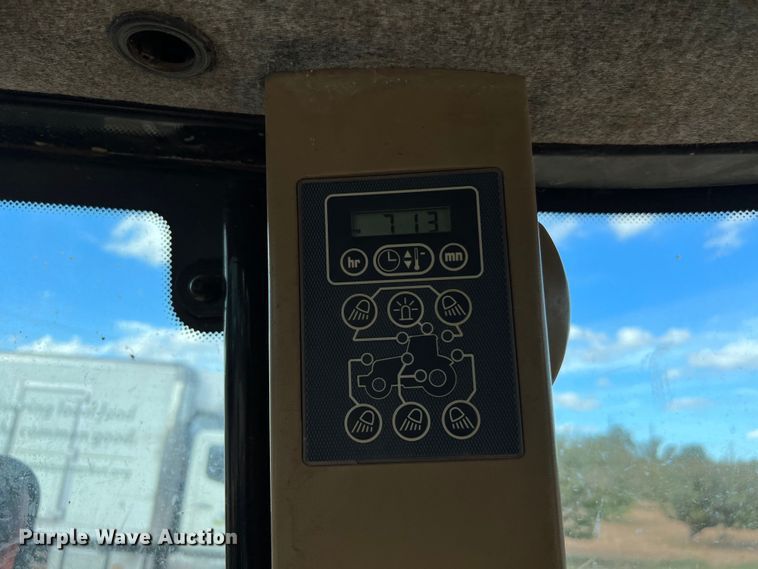 image for item DQ2295 2005 AGCO RT120A  MFWD tractor