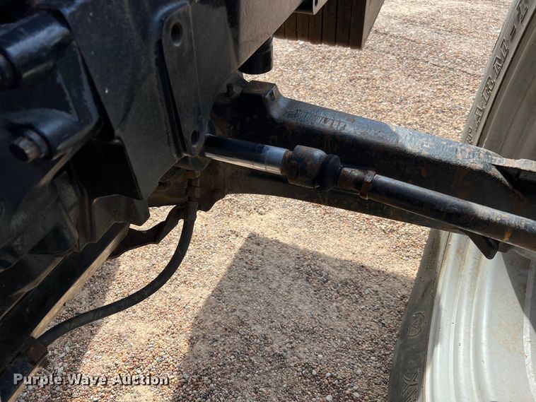 image for item DQ2296 2005 AGCO RT155A  MFWD tractor