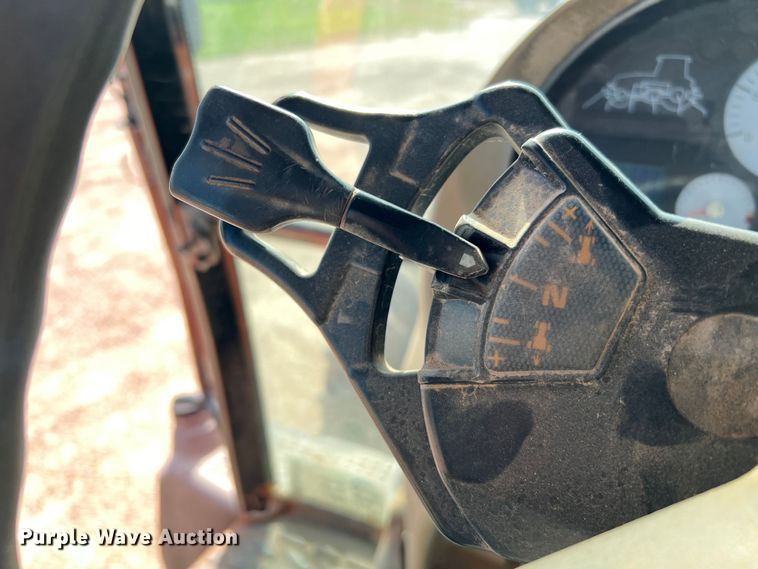 image for item DQ2296 2005 AGCO RT155A  MFWD tractor