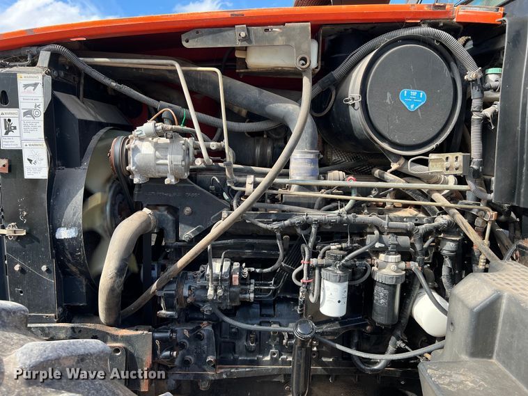 image for item DQ2296 2005 AGCO RT155A  MFWD tractor