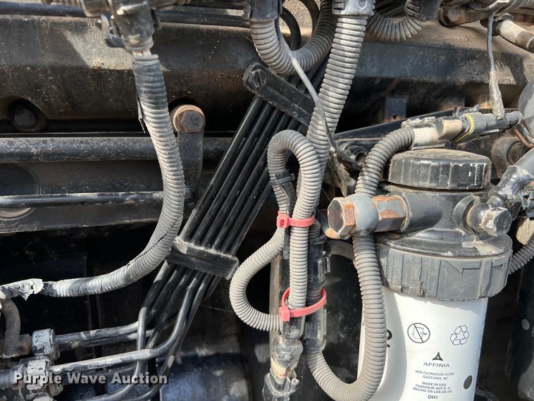 image for item DQ2296 2005 AGCO RT155A  MFWD tractor