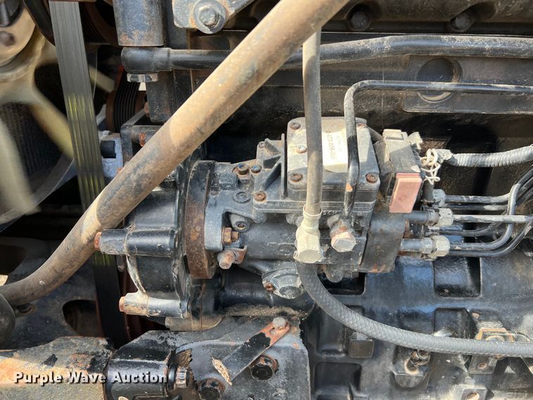 image for item DQ2296 2005 AGCO RT155A  MFWD tractor