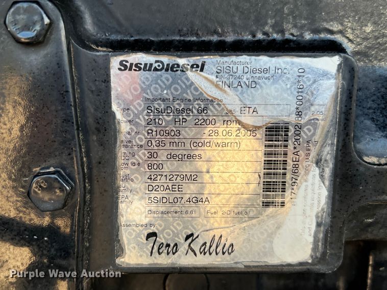 image for item DQ2296 2005 AGCO RT155A  MFWD tractor