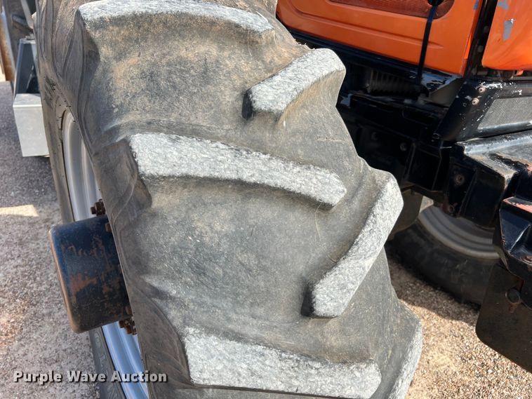 image for item DQ2296 2005 AGCO RT155A  MFWD tractor