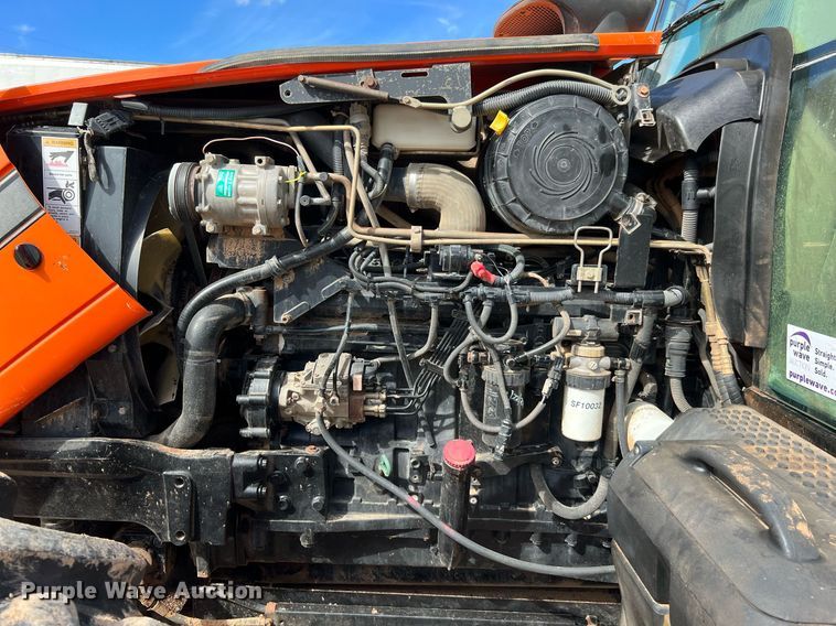 image for item DQ2296 2005 AGCO RT155A  MFWD tractor