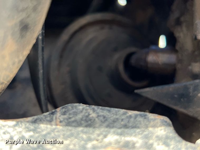 image for item DQ2296 2005 AGCO RT155A  MFWD tractor