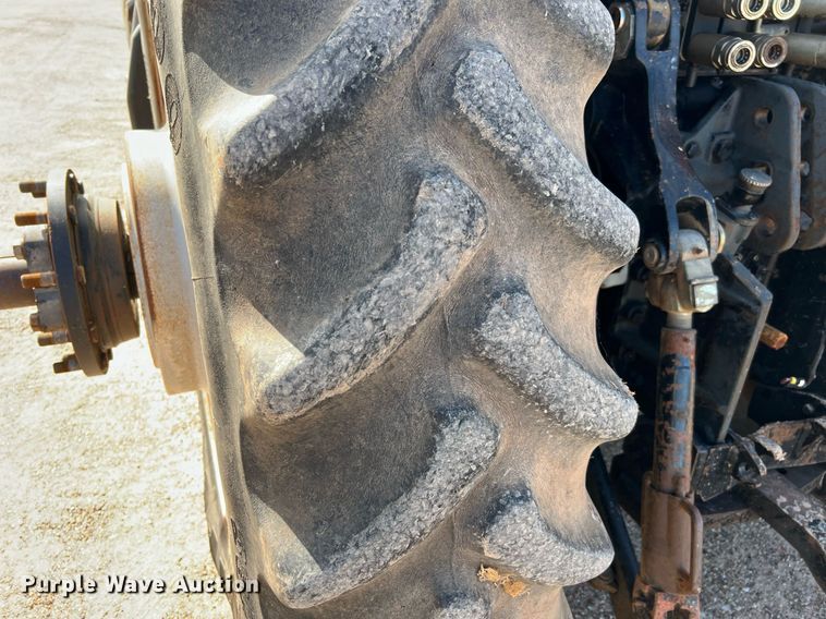 image for item DQ2296 2005 AGCO RT155A  MFWD tractor