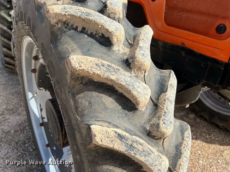 image for item DQ2296 2005 AGCO RT155A  MFWD tractor