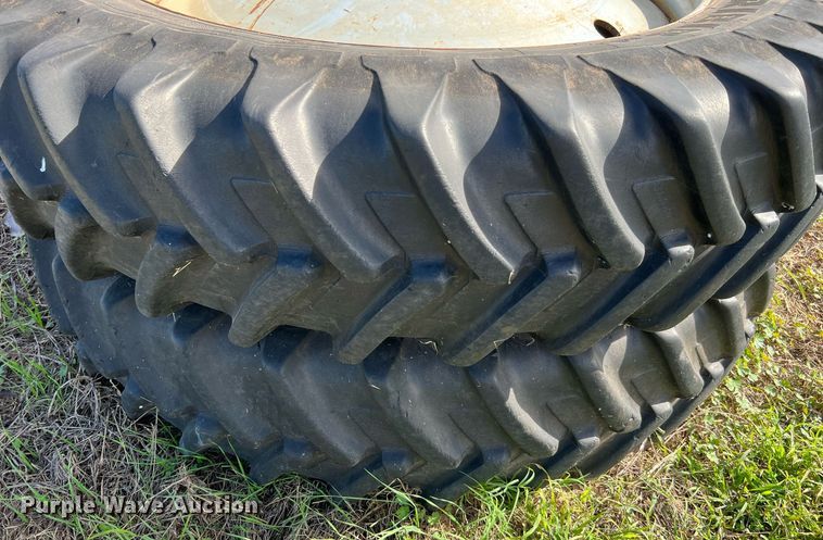 image for item DQ2296 2005 AGCO RT155A  MFWD tractor