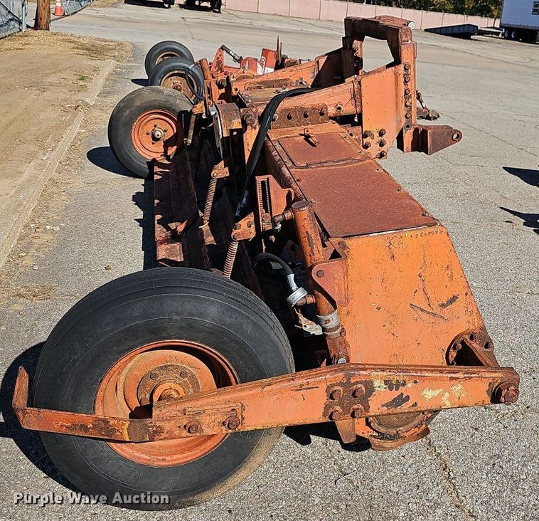 image for item DR3427 Howard Rotavator M-130  rototiller