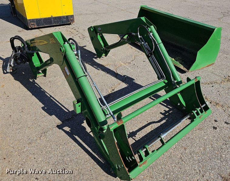 image for item DR3434 John Deere 553  front loader with bucket