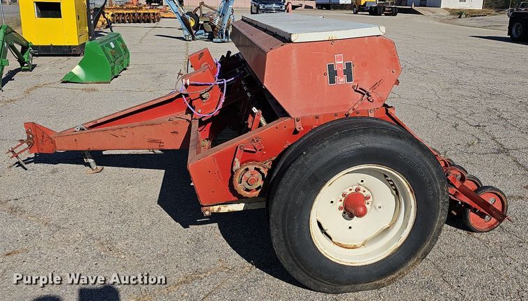 image for item DR3436 International 510  grain drill
