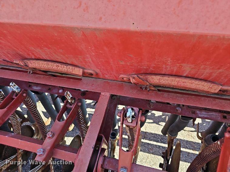 image for item DR3436 International 510  grain drill