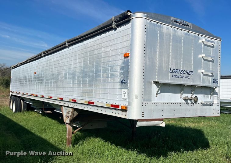 image for item DS2439 1986 Wilson DWH-100  grain trailer