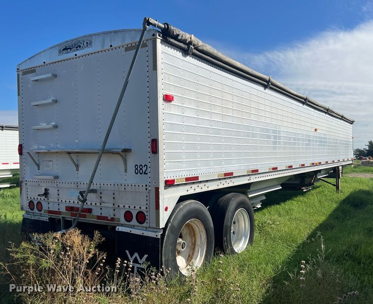image for item DS2439 1986 Wilson DWH-100  grain trailer