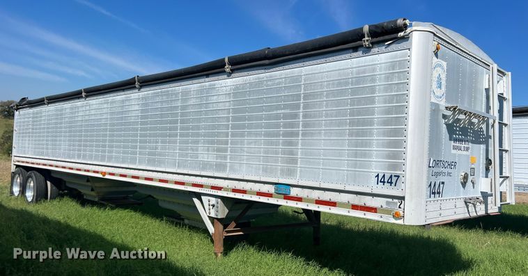 image for item DS2445 1999 Merritt P4329X  grain trailer