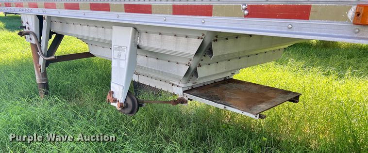 image for item DS2445 1999 Merritt P4329X  grain trailer